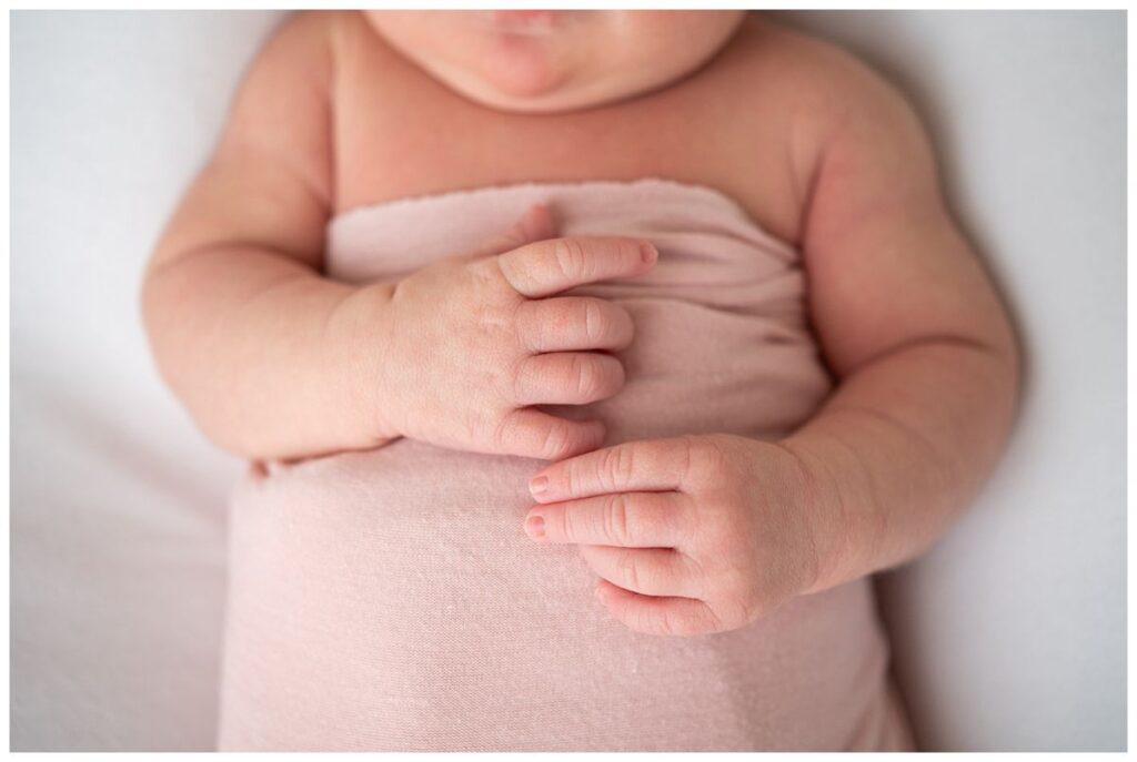 baby girl newborn photos