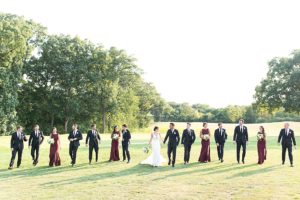photo of entire wedding party at St. Charles Country Club in St. Charles, Illinois